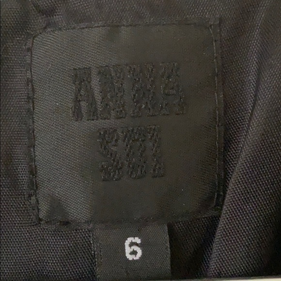 Black lace dress - Picture 4 of 4